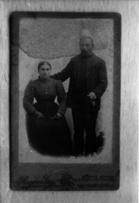 Házaspár fényképe, 1880-as évek